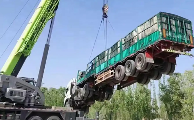 高台道路脱困救援案例